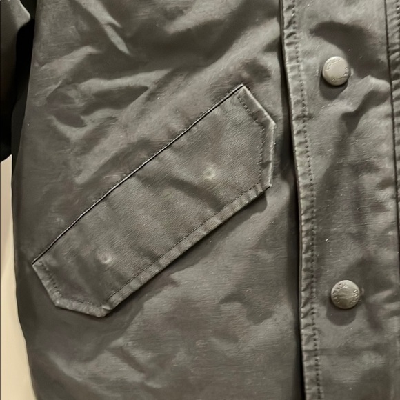 Canada Goose Black Kids Jacket with fur trim in very good gently worn condition - Picture 6 of 16